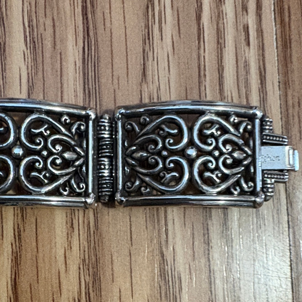 BRIGHTON HEART SCROLLED SILVER-TONE 7" BRACELET - Picture 3 of 12